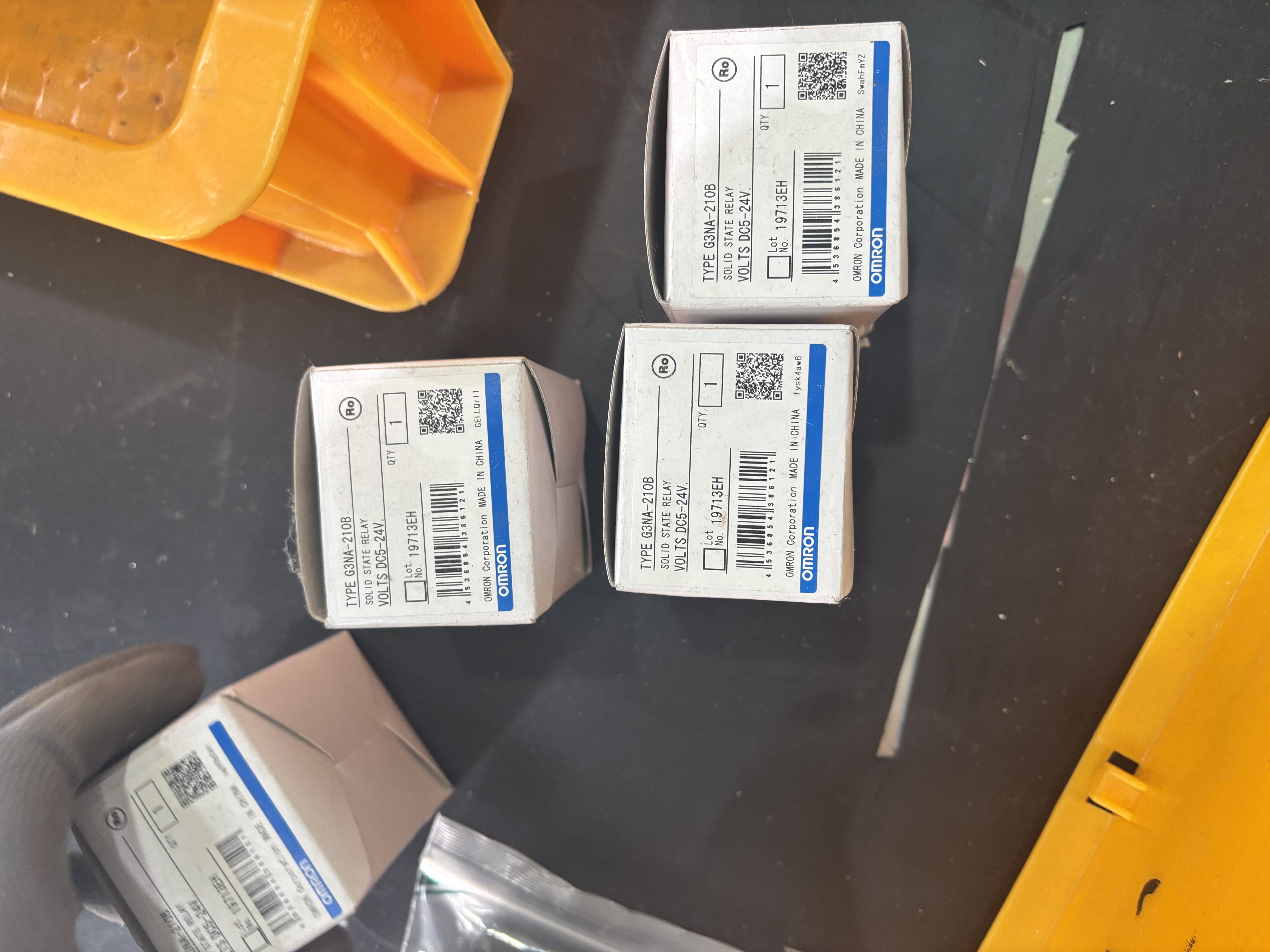SOLID STATE RELAY